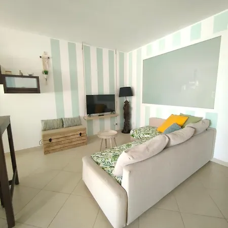 公寓 Titti's Place *